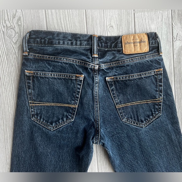 100% Cotton Abercrombie Kids Boys Straight Jeans Dark Wash Size 14 - Picture 3 of 10